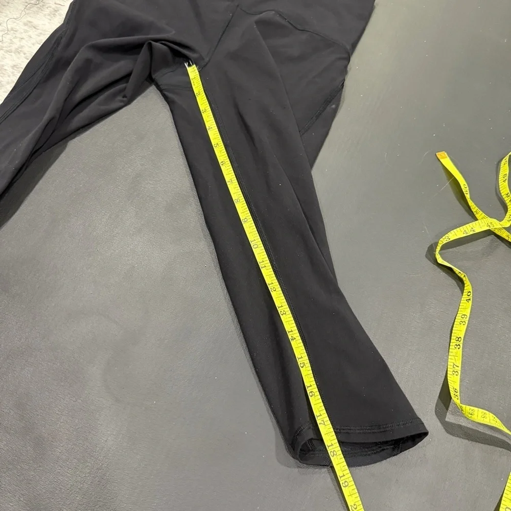 Lululemon Black Train Times Crop (17